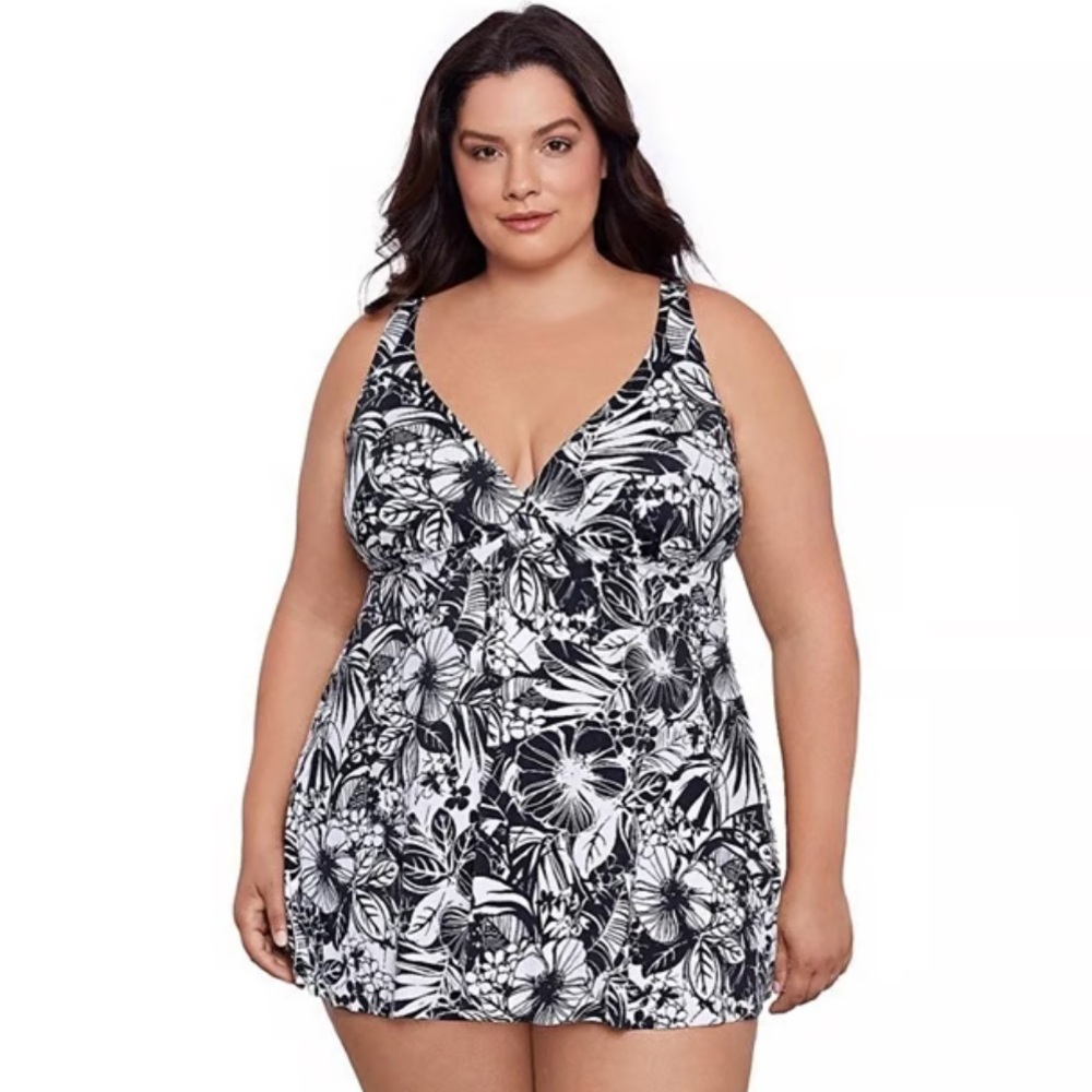 Swim Solutions Plus Size Floral-Print Flyaway Swim Dress NWT size 16W